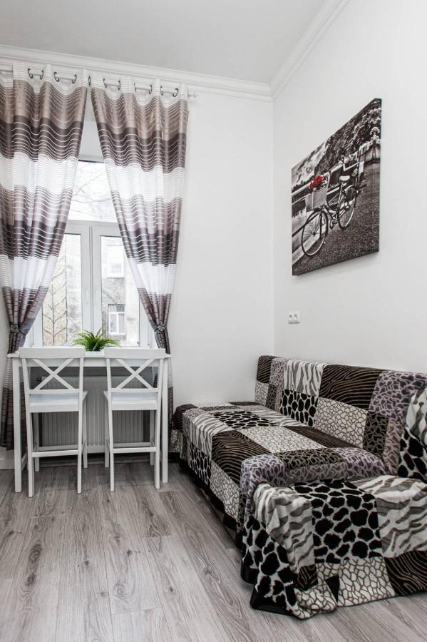 Однокомнатная Форум-Центр Apartment Lviv Luaran gambar