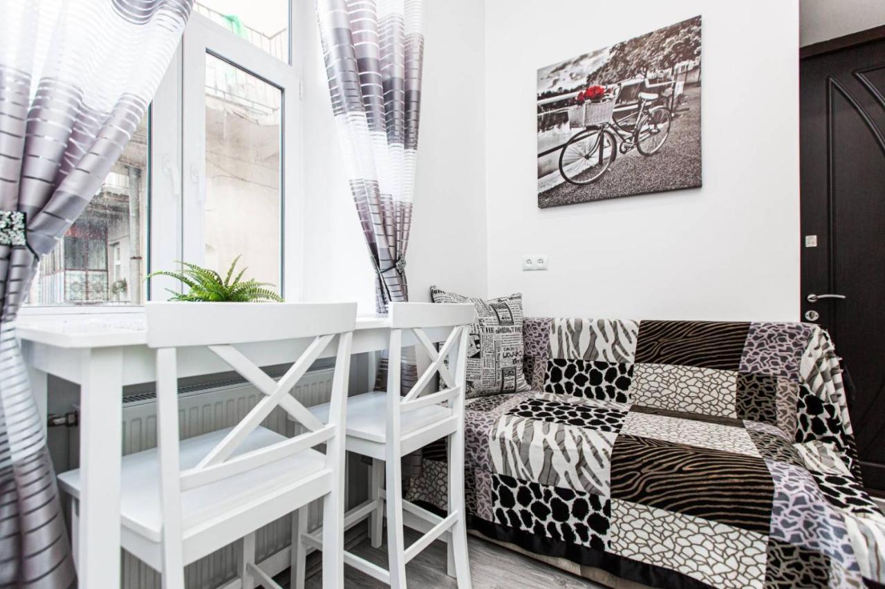Однокомнатная Форум-Центр Apartment Lviv Luaran gambar