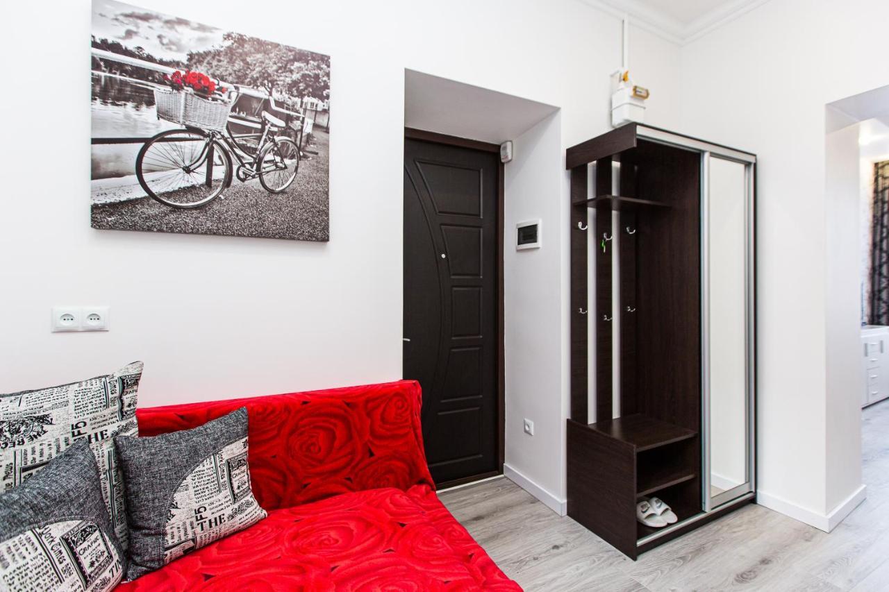 Однокомнатная Форум-Центр Apartment Lviv Luaran gambar